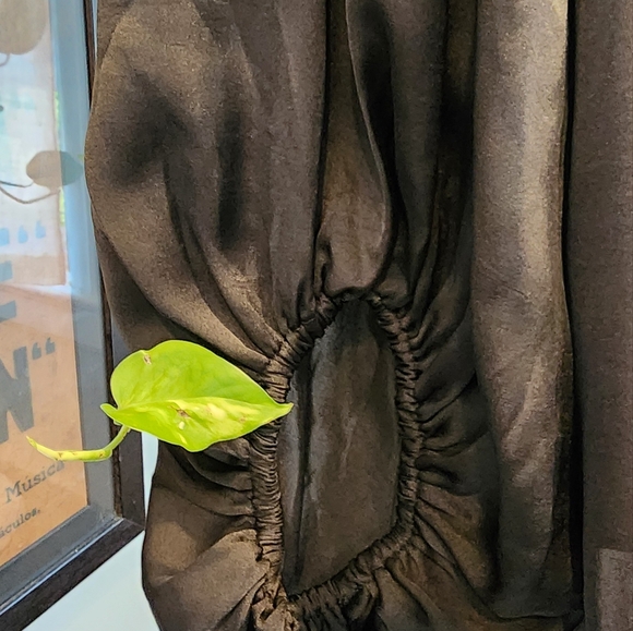 Black Vince Camuto top size L - Picture 3 of 5